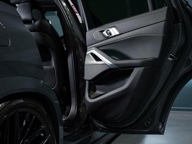 2022 BMW X6 - Thumbnail 19