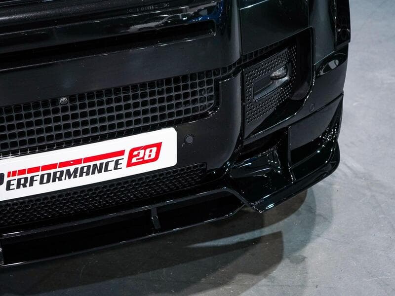 2024 Land Rover Defender 110 - Thumbnail 38