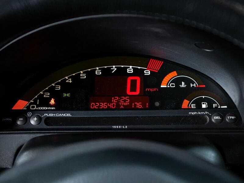 2004 Honda S2000 - Thumbnail 39