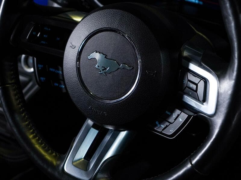 2022 Ford Mustang - Thumbnail 35