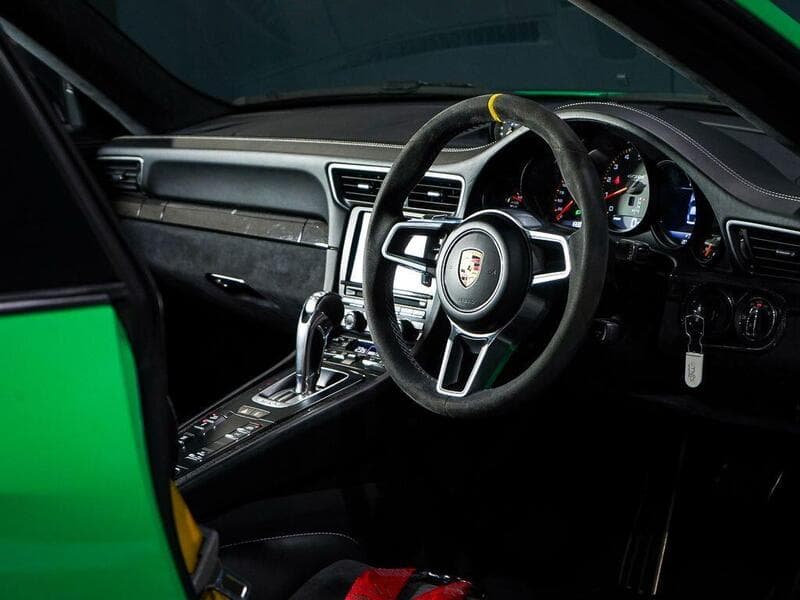 2016 Porsche 911 - Thumbnail 42