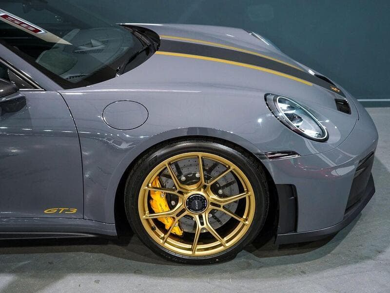 2025 Porsche 911 - Thumbnail 32