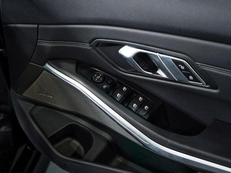2020 BMW 3 Series - Thumbnail 31