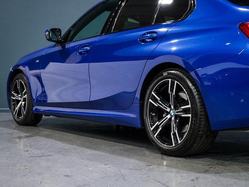 2023 BMW 3 Series - Thumbnail 7