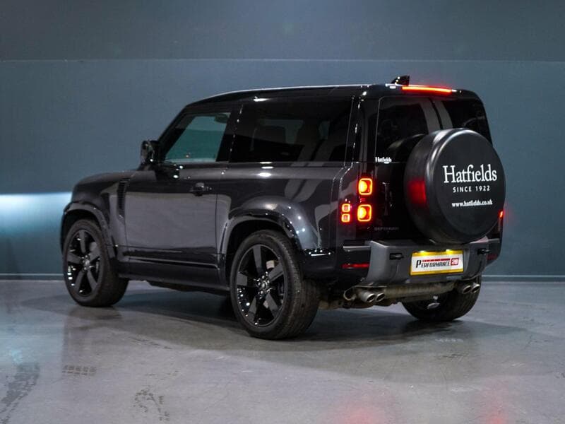 2023 Land Rover Defender 90 - Thumbnail 59