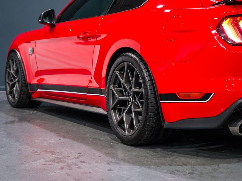 2022 Ford Mustang - Thumbnail 8