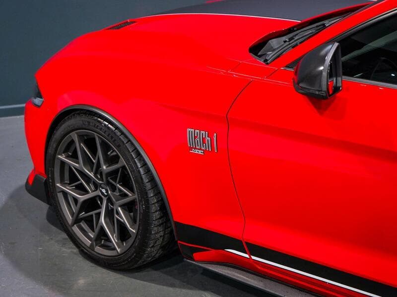2022 Ford Mustang - Thumbnail 25